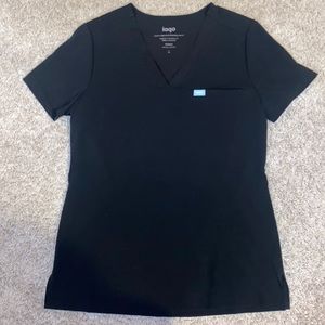 Lago black 1 pocket scrub top